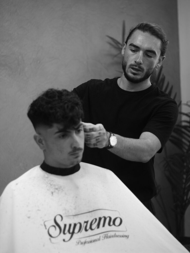 Corte masculino realizado por lolo rodriguez